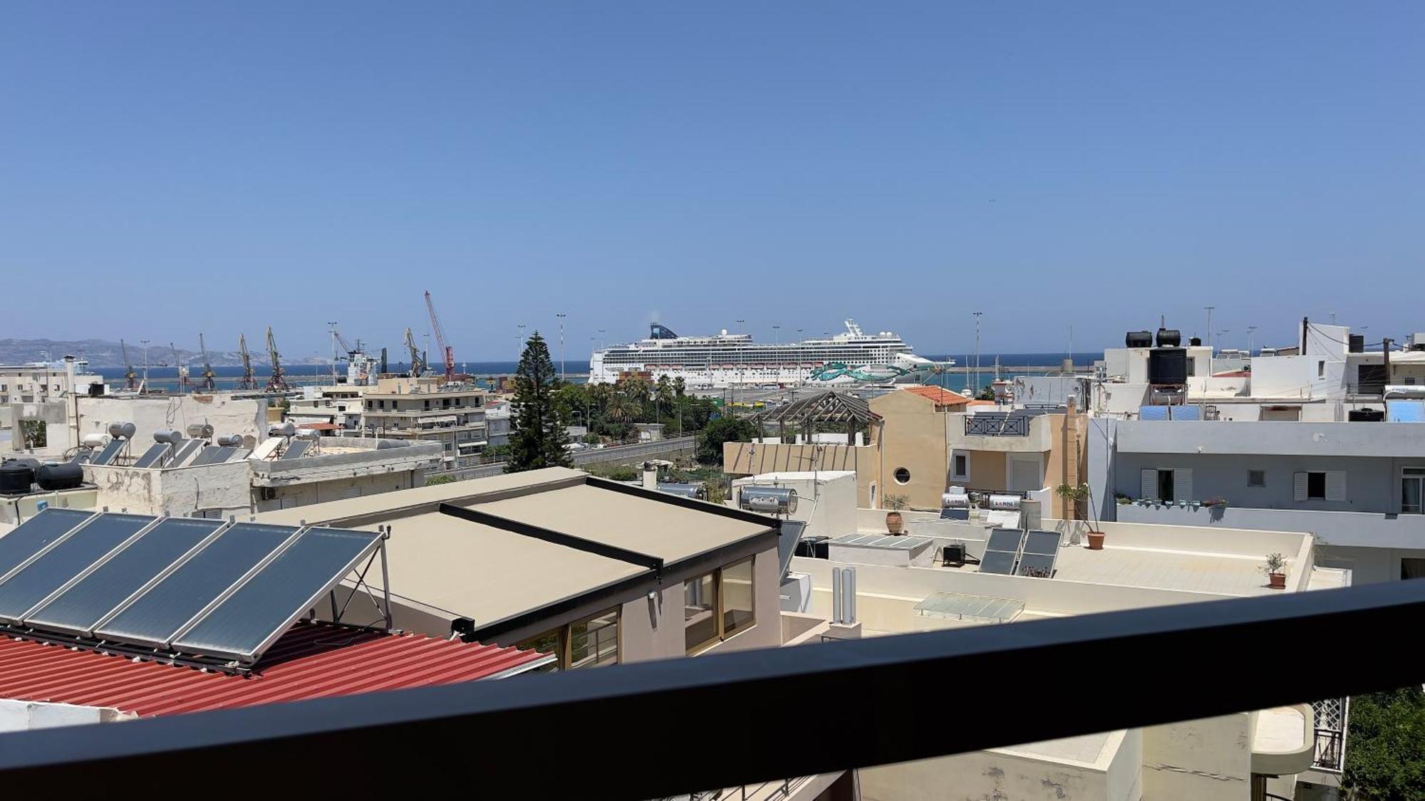 Apartmán Nh Urban Living In Nea Alikarnassos Iraklio Exteriér fotografie